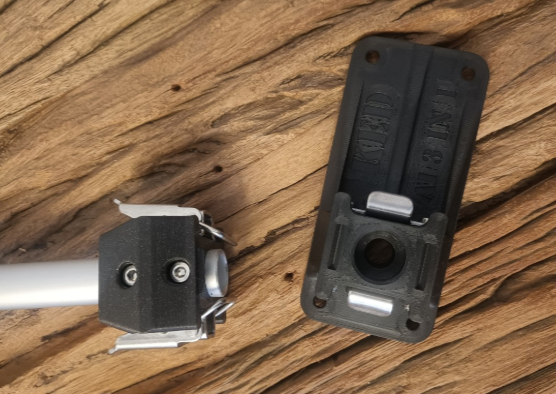 KED Quick-Change lehká konzole pro snímač Lowrance 3v1