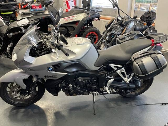 NA PRODEJ BMW K 1200 R - SPORT RV.2007 NAJETO POUZE 12 058KM - PRODÁNO