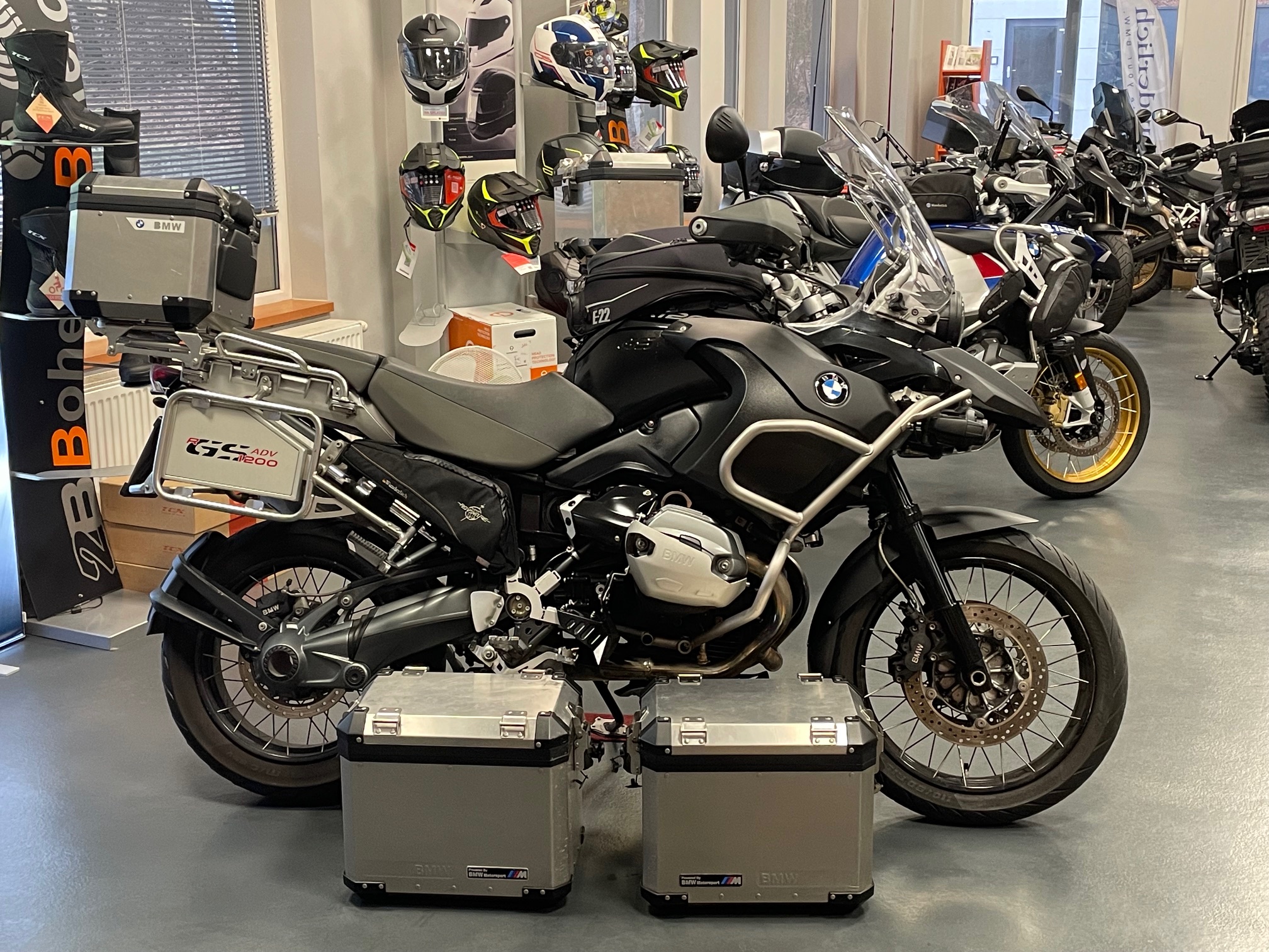 NA PRODEJ BMW R 1200GS 10/2012 CENA 245 000,- Kč Prodáno