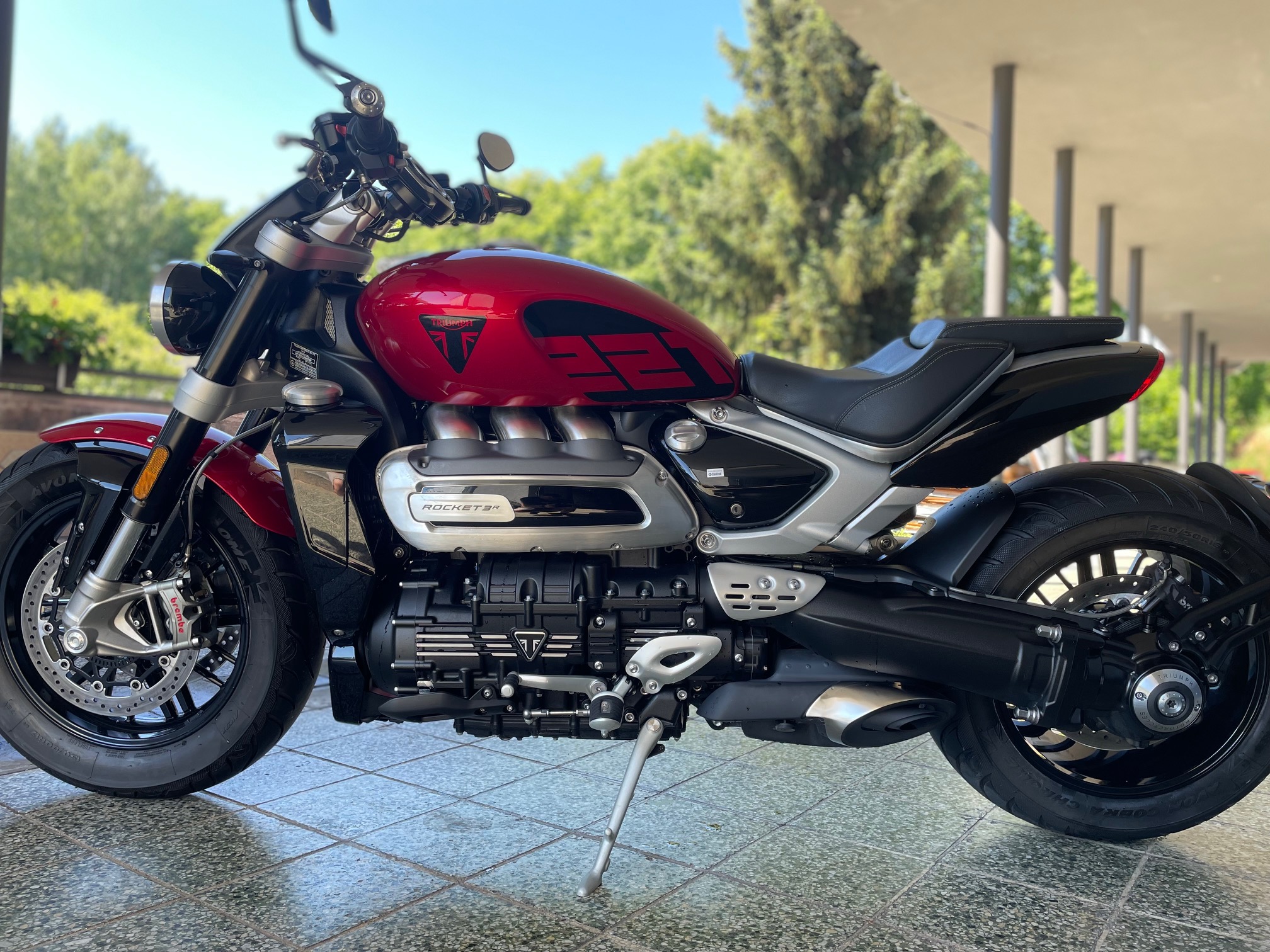 NA PRODEJ TRIUMPH ROCKET 3R PERFEKTNÍ STAV 6/2022 PRODÁNO