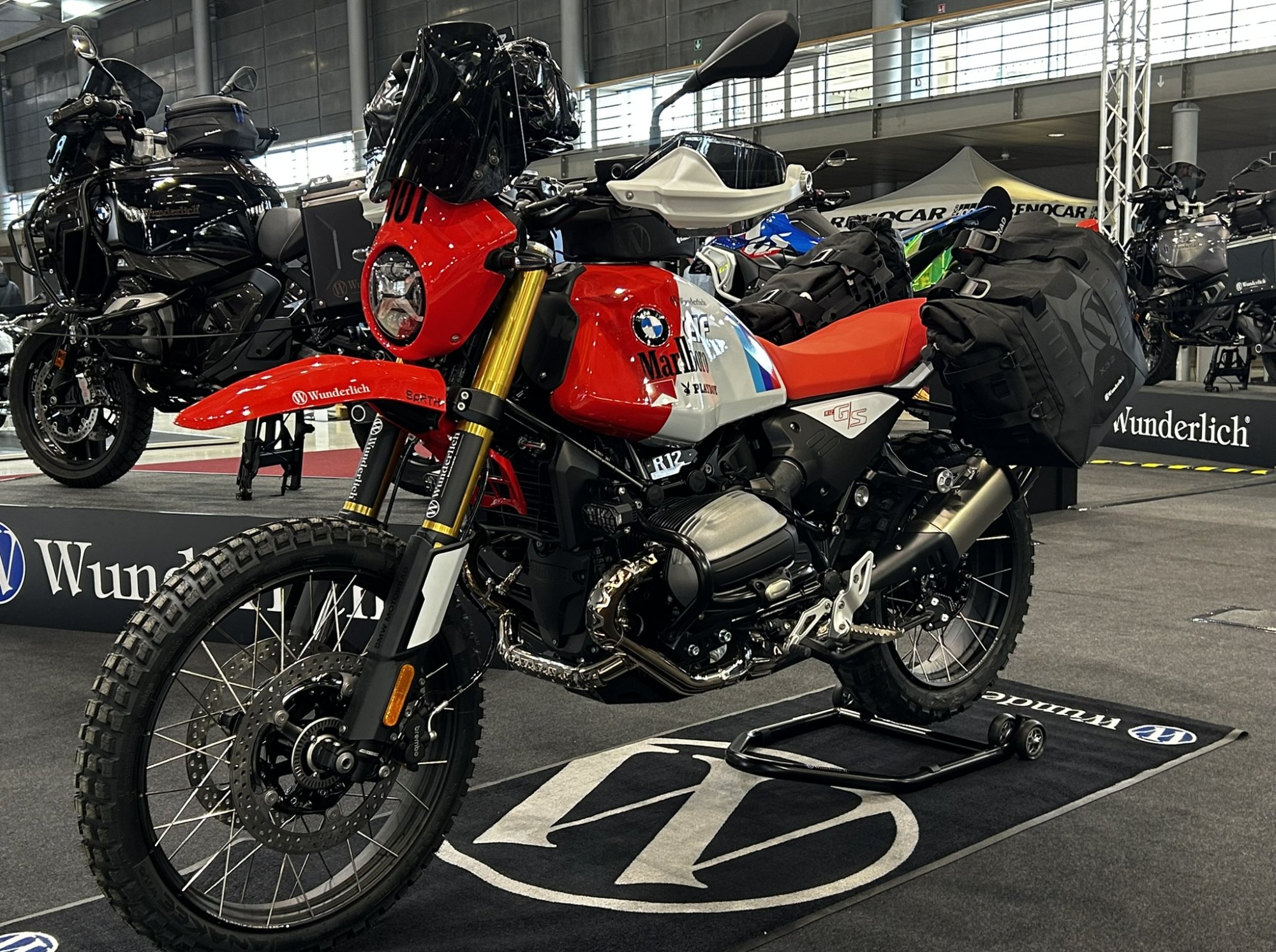 JAK VYBAVIT R 12 G/S A NEJŽÁDANĚJŠÍ DOPLŇKY NA BOHEMIABIKE