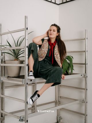 HERLIK Classic Black = instant cool. 🖤✨ The pair that gives every outfit that extra something. Timeless silhouette, easy...