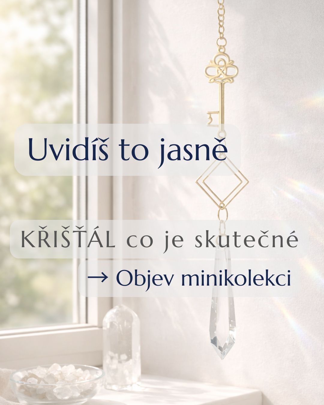 Ručně tvořený lapač slunce náramek z korálků na jarním okně | BohoManie