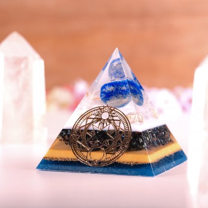 vedomi-lapis-lazuli-jaspis-mookait-aqua-aura-kristal--orgonit-pyramida