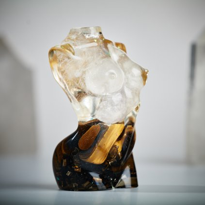 bohyne-tygri-oko-kristal-orgonit-amulet-bohomanie