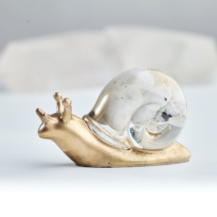 snecek-s-mesicnim-kamenem-orgonitovy-amulet-bohomanie