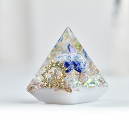 duchovni-ocista-lapis-lazuli-kristal-orgonit-pyramida-bohomanie