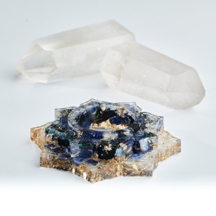 orgonitovy-svicen-turmalin-sodalit-aura-kristal-bohomanie