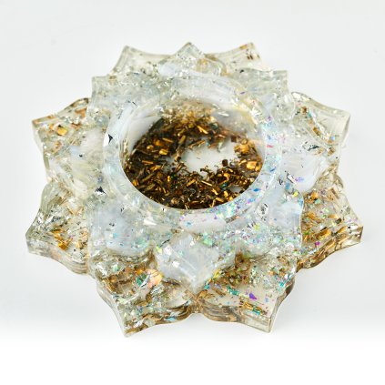 orgonitovy-svicen-chalcedon-kristal-bohomanie