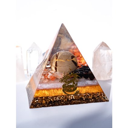 nositel-moudrosti---xxl-orgonit-pyramida-se-septarii-bohomanie