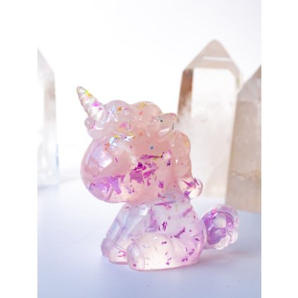 jednorozec---orgonit-amulet-s-ruzeninem-bohomanie