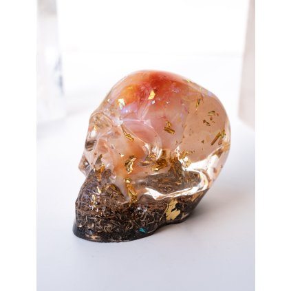 lebka---orgonit-amulet-s-achatem-bohomanie