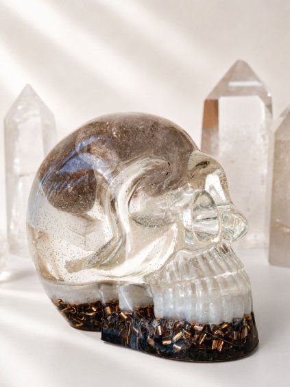 BohoManie lebka orgonit amulet se zahnedou 11