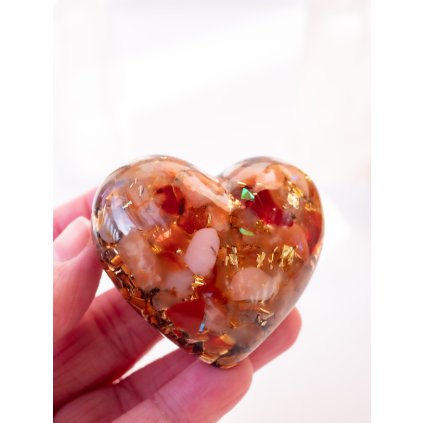 srdce---orgonit-hmatka-s-karneolem-bohomanie
