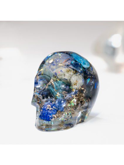 orgonit-amulet---lebka--lapis-lazuli-bohomanie-aura amulet