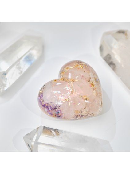 orgonit-hmatka-srdce--ruzenin--bohomanie