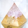 BohoManie-Magic-orgonit-pyramida-na-prani23