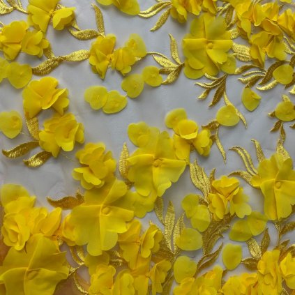 Vyšívaná žlutá krajka s květinovým 3D vzorem
