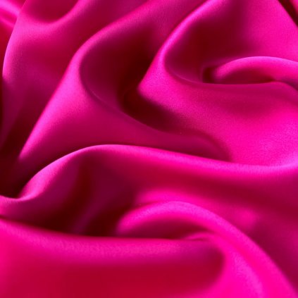 Težký splívavý saten růžove-cyklamenový