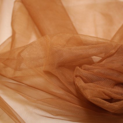 Tyl hnědý středně silný