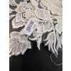 Svatební smetanová krajková vyšívaná aplikace na tylu, zdobená flitrami