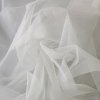 Měkký závojový pružný tyl bílý