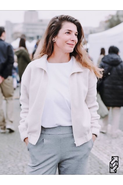 F87C1C2A CE14 4921 B191 8BE5A7F58449