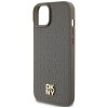 46887 5 dkny kozeny kryt na iphone 15 plus s kozenym vzorom a kovovym logom a magsafe dkhmp15mpshrpsw hnedy