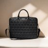 48606 5 guess computer bag quilted gucb15qlbk taska na 15 notebook presivany dizajn mosaique odnimatelny a nastavitelny ramenny popruh cierna