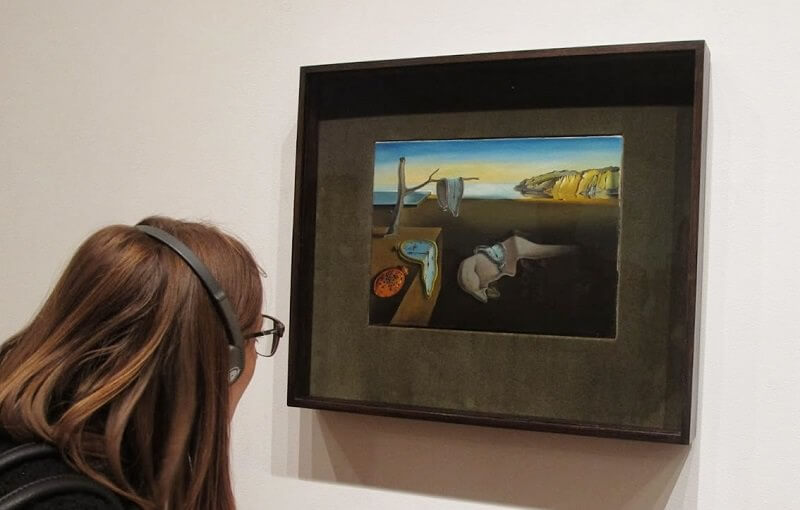 Salvador Dalí - Persistence pamětiv Metropolitním muzeu umění v New Yorku