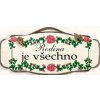Dřevěná dekorace  "Rodina je všechno" 30x13cm