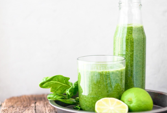 Zelené snídaňové smoothie