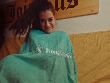 Bonghemia: Towel