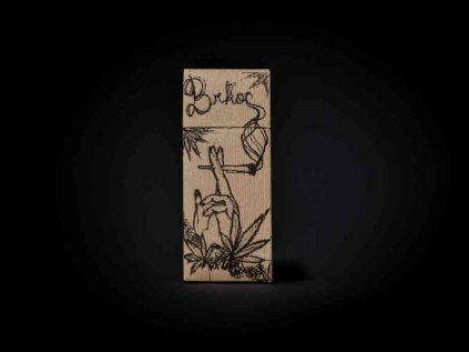 Brkos box – 4× 0,7 g CBD joint Bonghemia s 0,2 % THC v ručně skládané krabičce pro každodenní relaxaci
