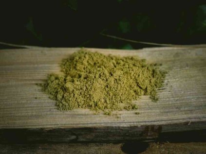 Sumatra Yellow Kratom Bonghemia — světlý žlutý kratom z ostrova Sumatra