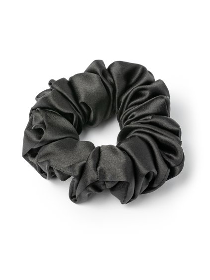Černá hedvábná scrunchie gumička normální