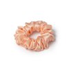 Peach fuzz hedvábná scrunchie gumička normální