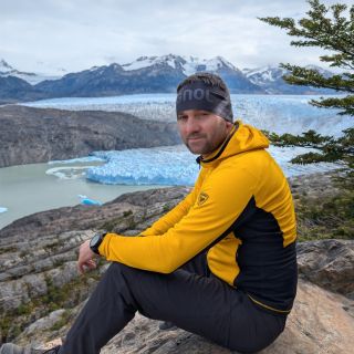 Národní Park Torres Del Paine 🇨🇱 má rozhodně, co nabídnout. Ledovce, jezera, skalní věže, hluboká údolí. A taky bezva lidi...