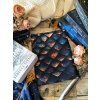 Schwarze Drachenschuppen Büchertasche
