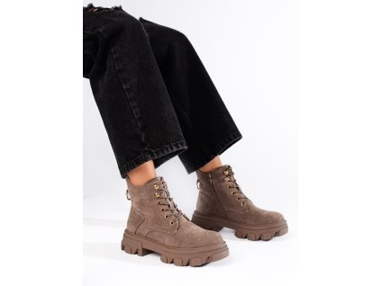 Dámské semišové kotníkové boty  na hrubší podrážce (Velikost 37.5)
