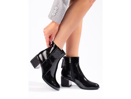Lakované dámské černé kotníkové boty (Velikost 37.5)
