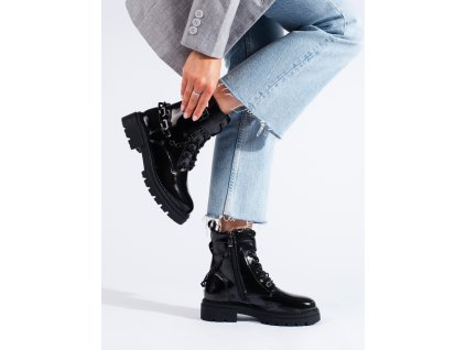 Černé lakované workery s řetízkem (Velikost 37.5)