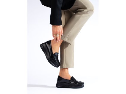 Lakované černé mokasíny na hrubé platformě (Velikost 36)