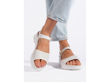 Pohodlné bílé dámské sandály