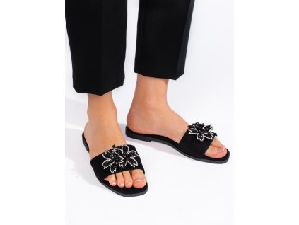 Černé dámské nazouváky s ozdobou (Velikost 36)