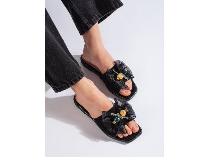 Černé klasické dámské nazouváky (Velikost 36)