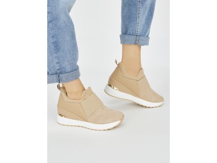 Hnědé dámské sneakersy na klínku (Velikost 36)