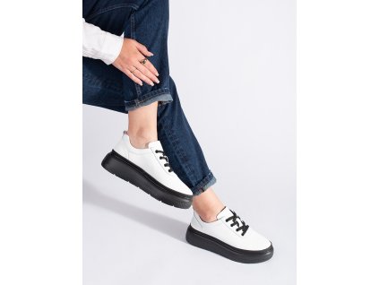 Kožené polobotky bílé na černé platformě (Velikost 36)