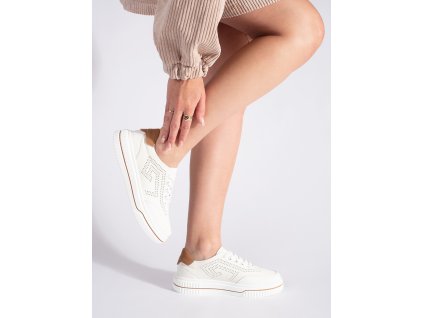 Kožené dírkované bílé boty kožené (Velikost 36)