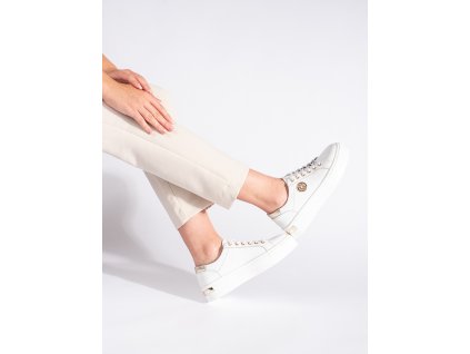 Bílé kožené sneakersy na hrubé podrážce (Velikost 36)